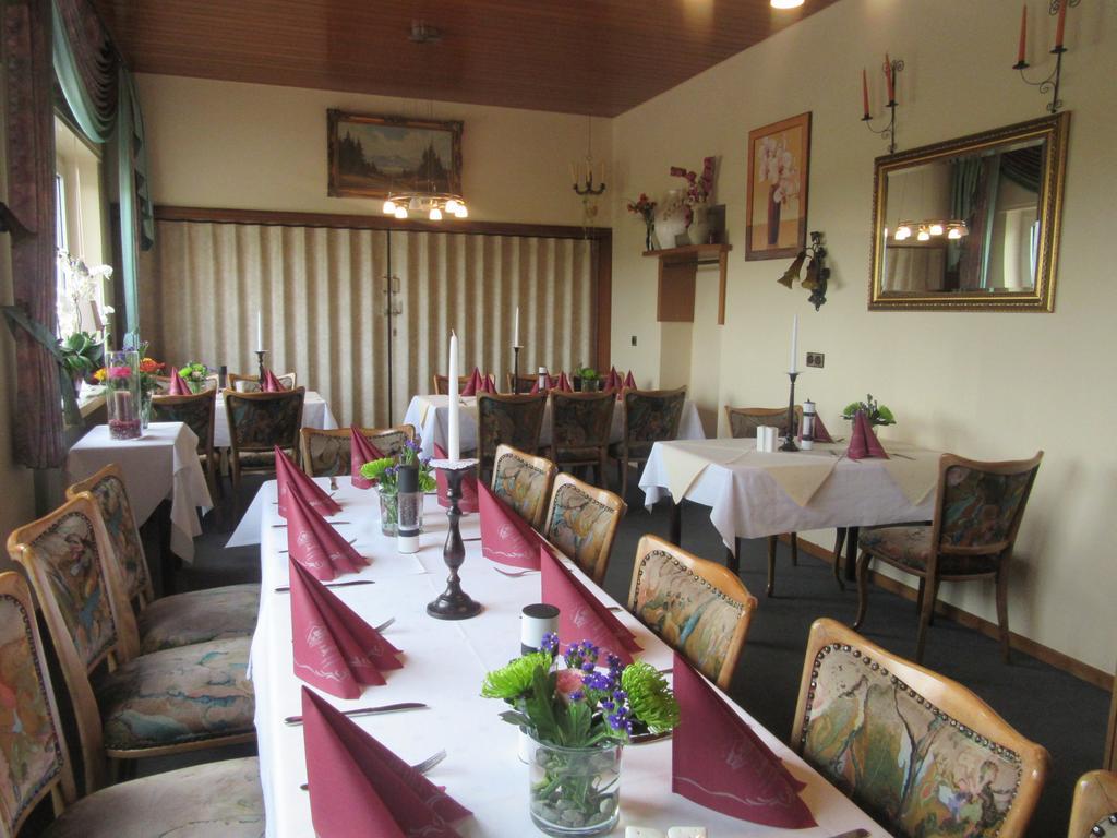 Hotel Restaurant Jonkhans Rees Exterior photo