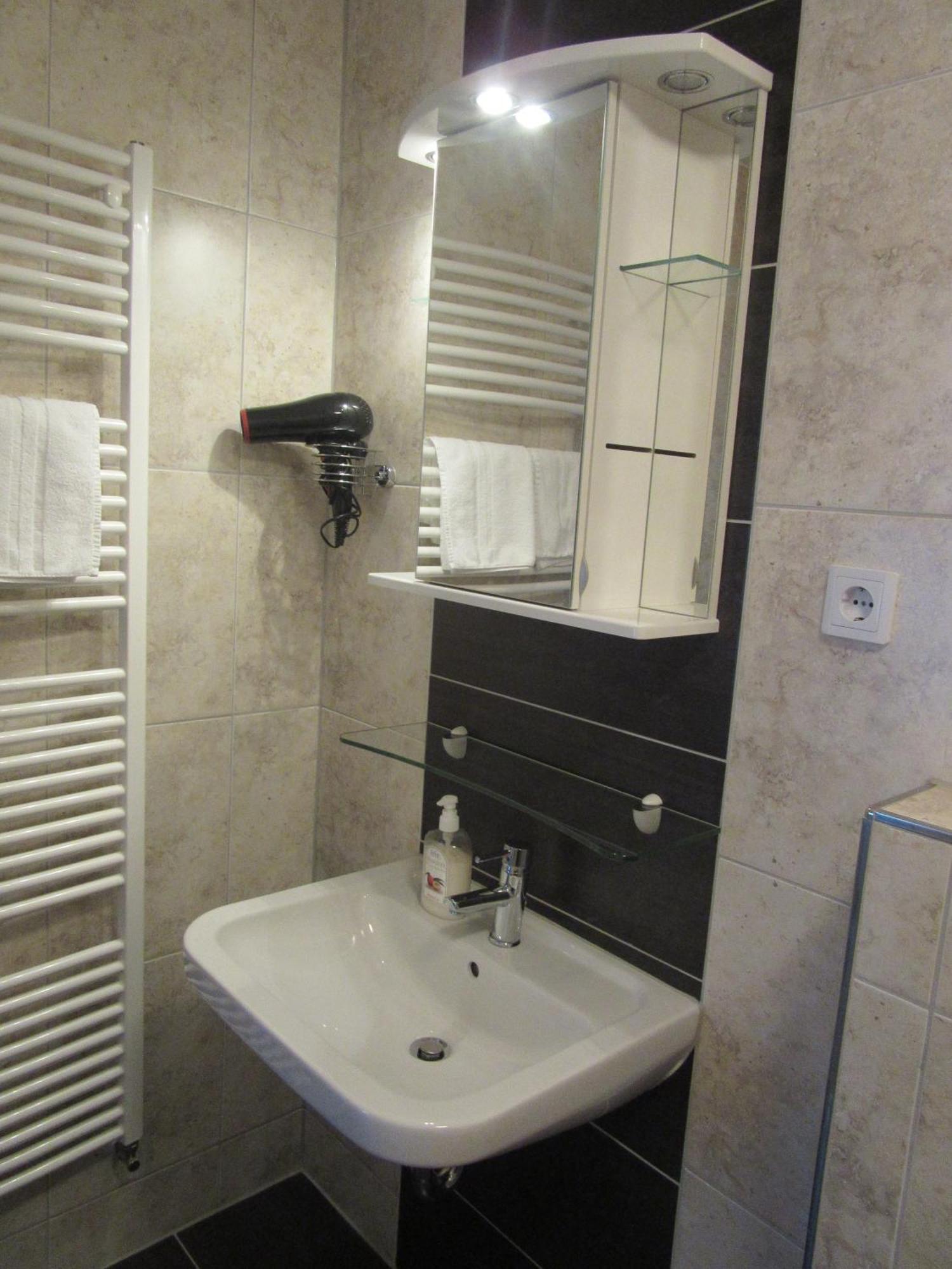 Hotel Restaurant Jonkhans Rees Room photo
