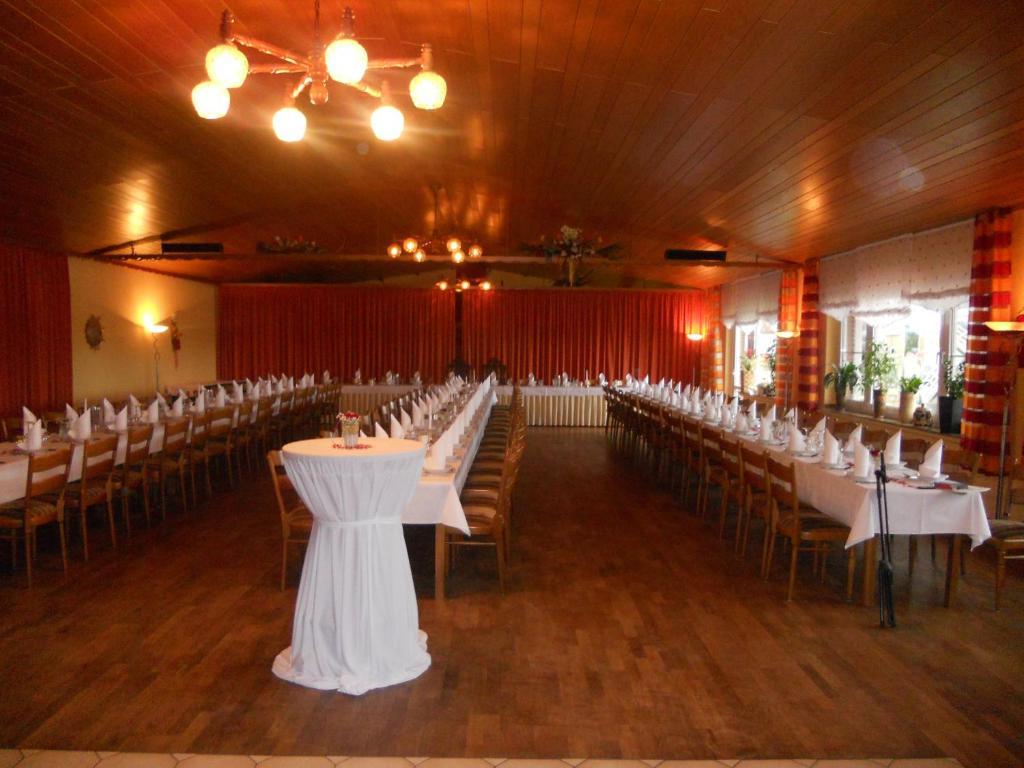 Hotel Restaurant Jonkhans Rees Exterior photo