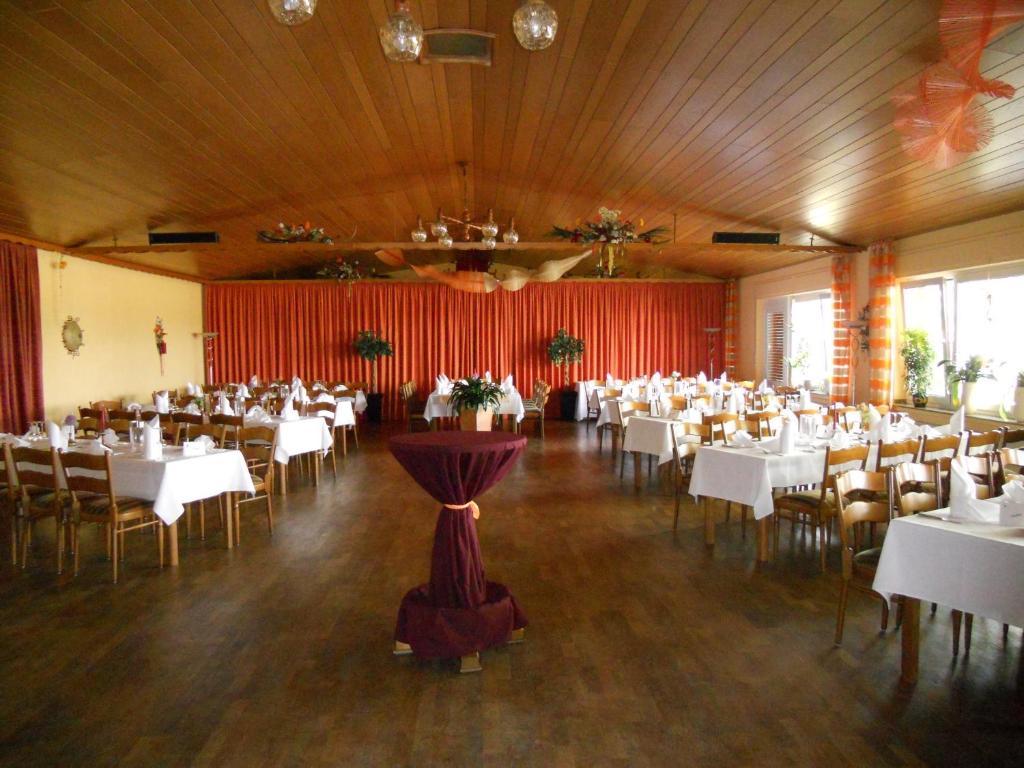 Hotel Restaurant Jonkhans Rees Exterior photo